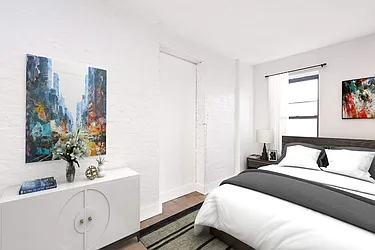 Rented by R New York