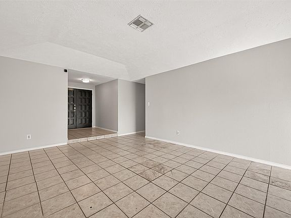 3rd image of 13819 Southline Rd