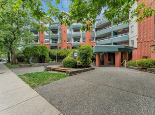 128 W 8th St #314, North Vancouver, BC V7M 3M1
