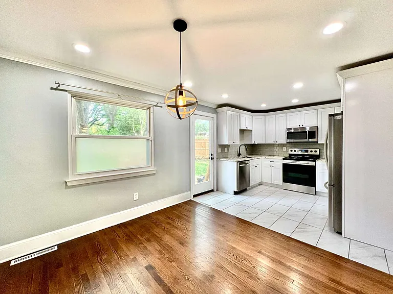 3500 Mathis Dr — Photo 13