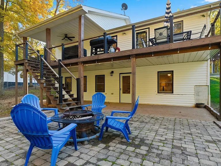 376 Peachtree Dr — Photo 51