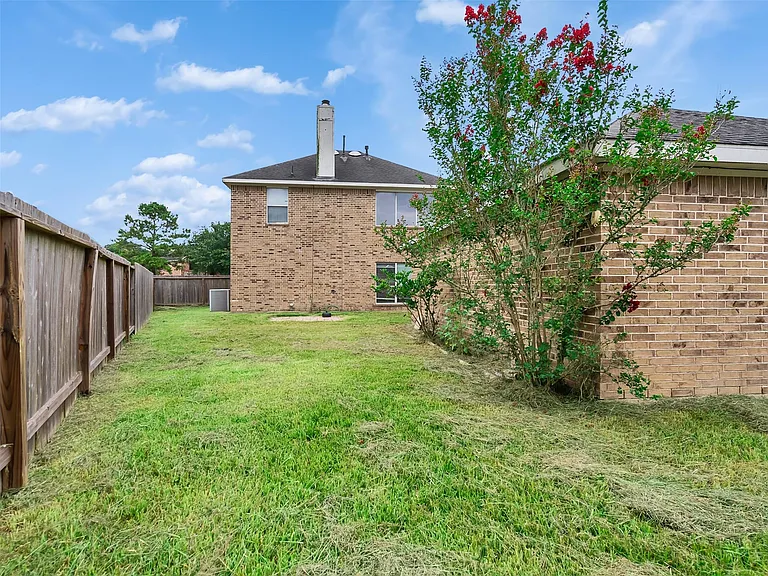 1803 Ripple Creek Dr — Photo 35