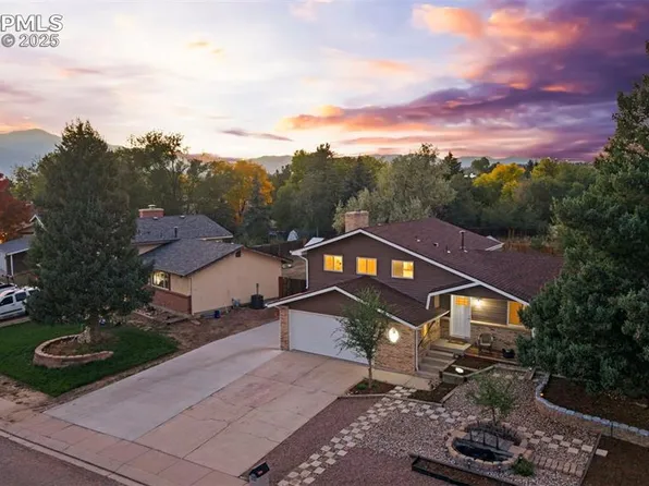 6520 Pawnee Cir, Colorado Springs, CO 80915