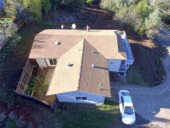 5th image of 9835 Fairway Dr