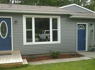 328 W Lackie Ct, Sanford, MI 48657