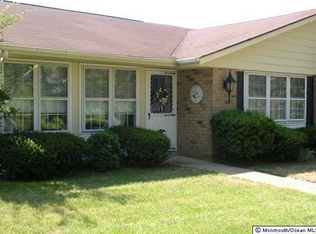 26 Cambridge Cir #A, Manchester Township, NJ 08759