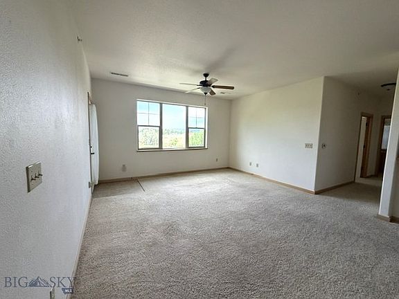 2nd image of 2221B Willow Dr #302B