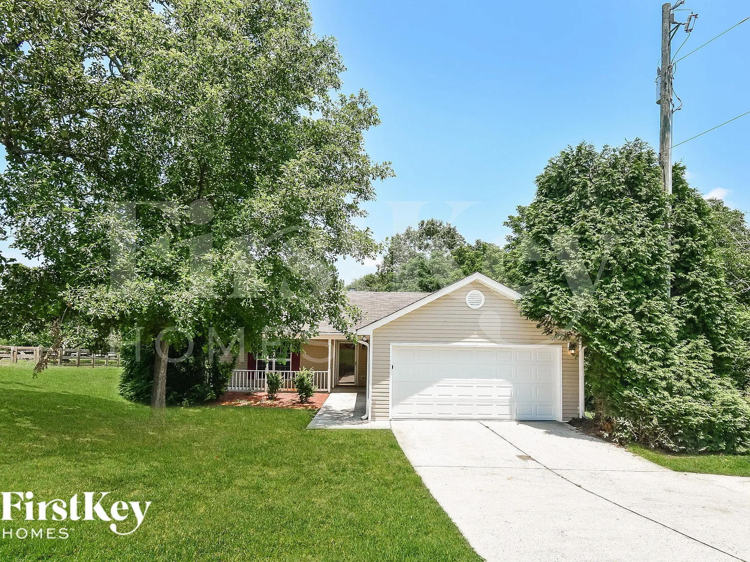 3 bed, 2.0 bath, 1289 sqft, $1,865 — Photo 1