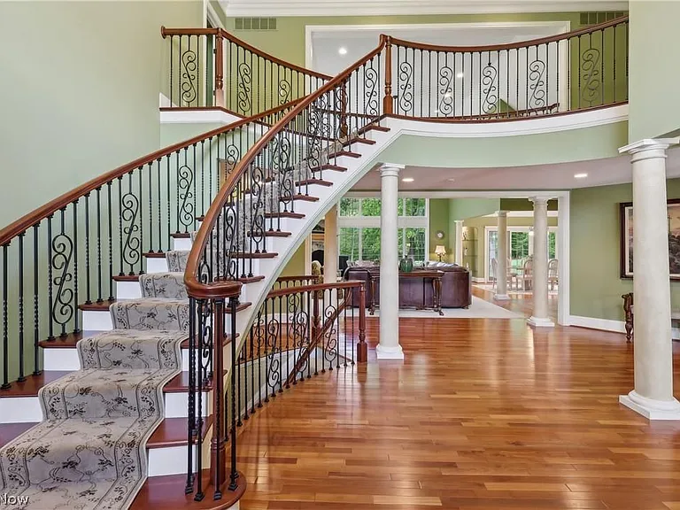 7560 Royal Portrush Dr — Photo 3
