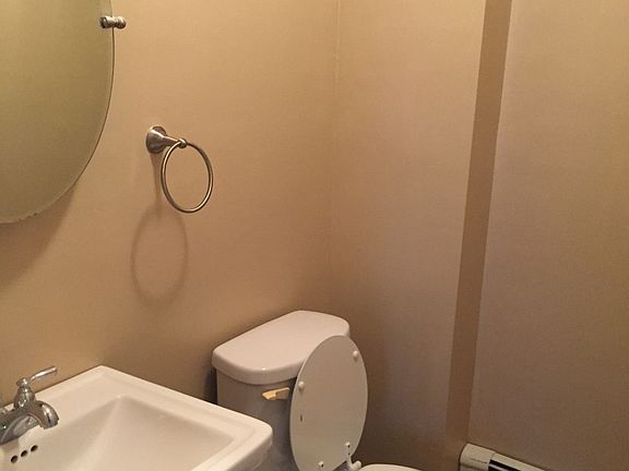 1/2 bath