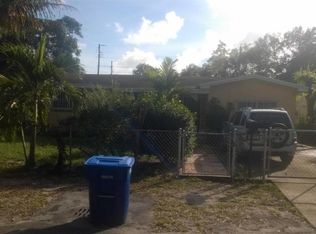 450 NE 164th St, North Miami Beach, FL 33162