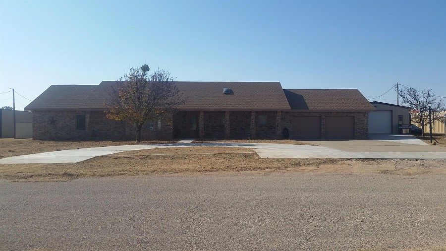 1st image of 1431 NE 401st