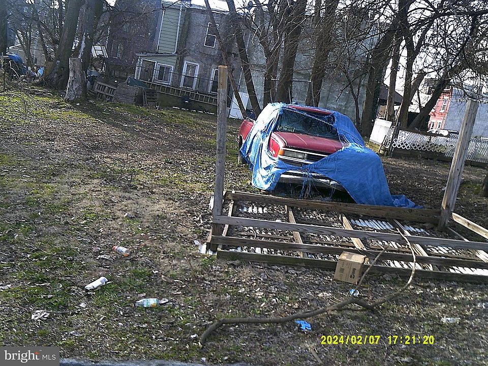 1st image of 849 N Sloan St