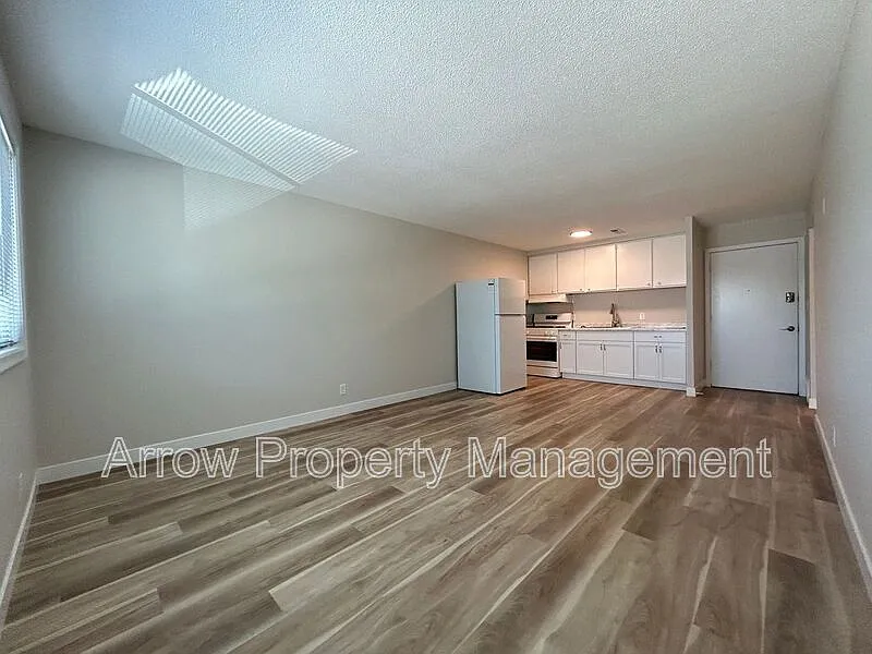 1 bed, 1.0 bath, $775 — Photo 3