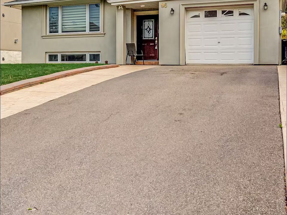 1st image of 96 Wyndcliff Cres