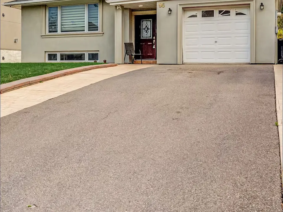 96 Wyndcliff Cres #MAIN