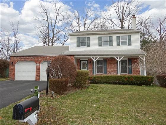 2nd image of 955 Buchanan Dr