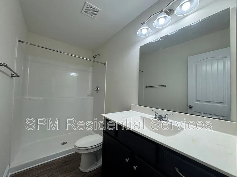 1324 S 8th St — Photo 11