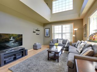 9659 Alvarado Ln N, Maple Grove, MN 55311