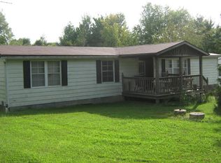 18665 E Marlow Rd, Opdyke, IL 62872