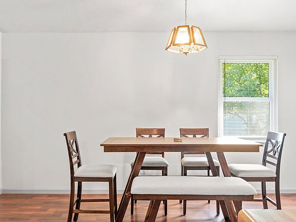 2nd image of 8209 Parsley Ln