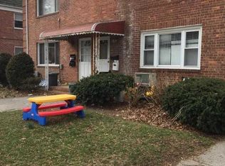 7522 197th St FLOOR 1, Fresh Meadows, NY 11366