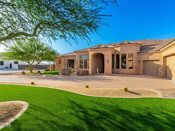 3rd image of 35615 N CABALLERO Drive