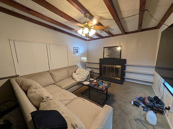 5th image of 1238 Avocado Ave