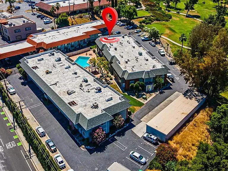 31850 Railroad Canyon Rd — Photo 25