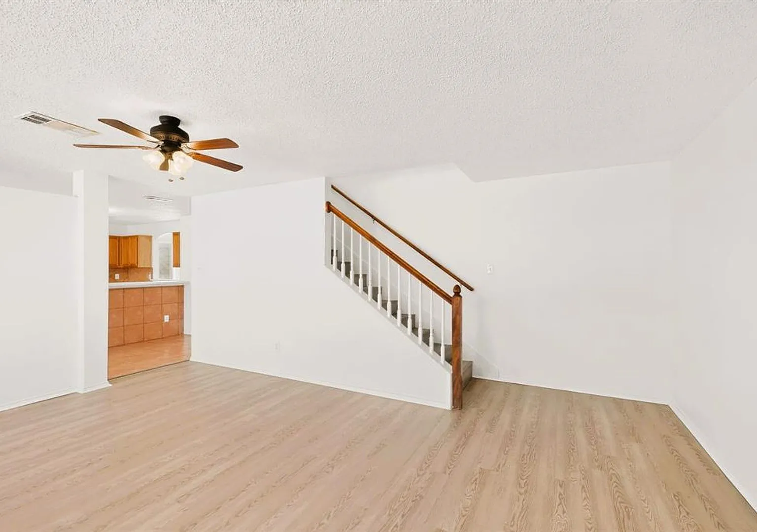 3-Bedroom Home in River Trails — Photo 4