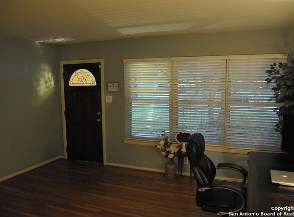 5th image of 5415 Arrowhead Dr