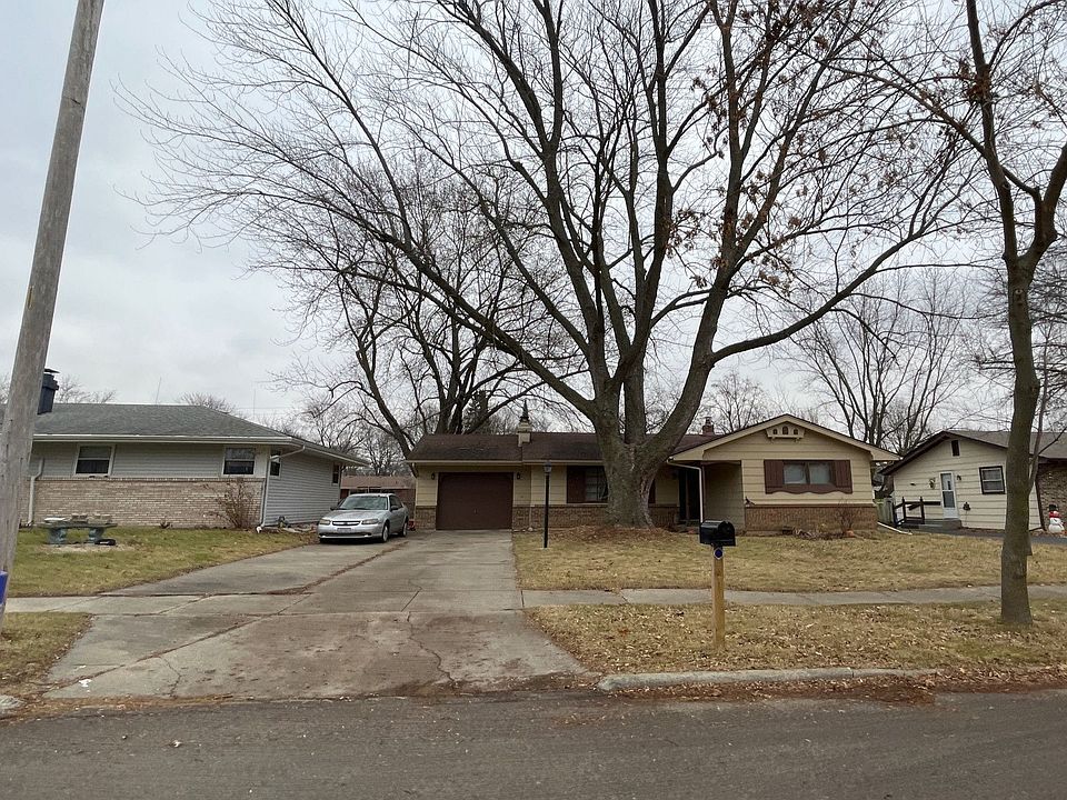 1st image of 1104 Fieldcrest Dr