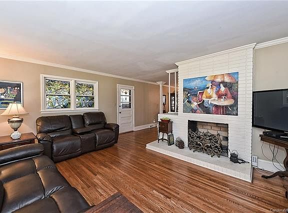 3rd image of 5124 Allison Ave