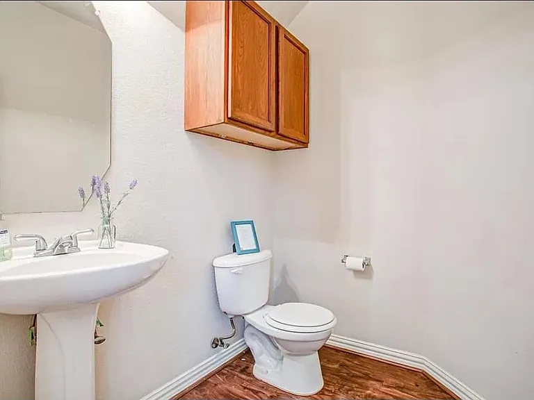 1208 Shamrock Dr — Photo 13