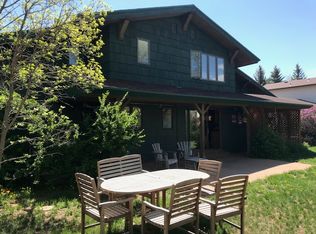 1166 Hidalgo Dr, Laramie, WY 82072