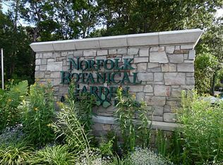 2447 Tullibee Dr, Norfolk, VA 23518