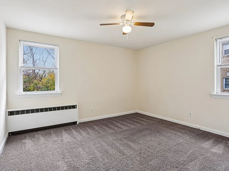 Ridley Station Apartments — Photo 20