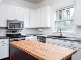 3921 SE Salmon St, Portland, OR 97214