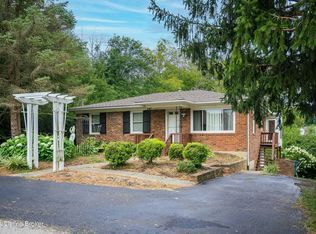 1409 Lakeside Pl, La Grange, KY 40031