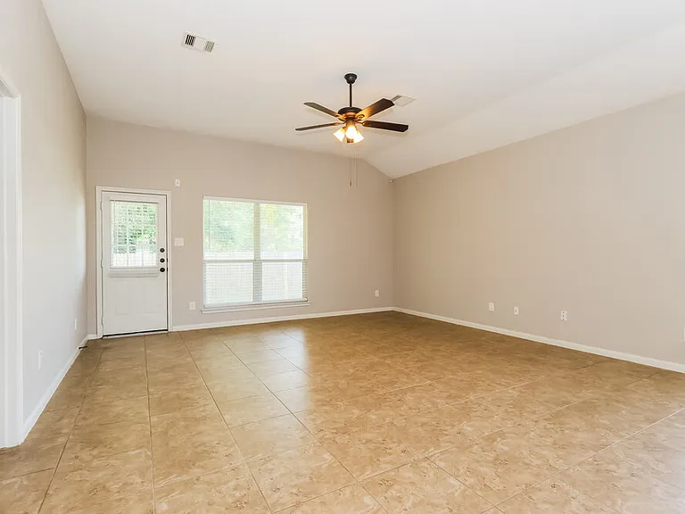 18415 Sunrise Maple Dr — Photo 3