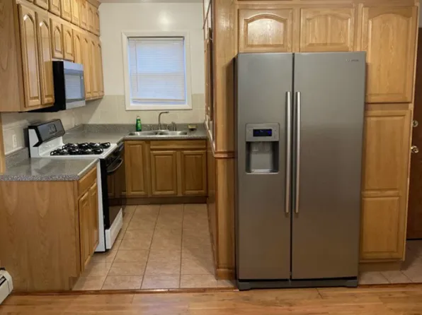 39 7th St Floor 1, Providence, RI 02906