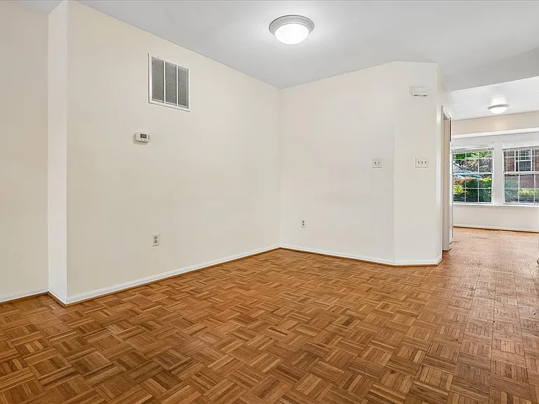 15748 Widewater Dr — Photo 10