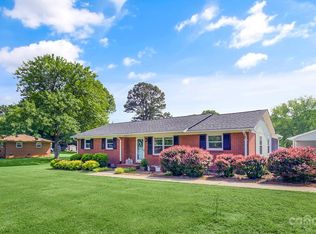 154 Kensett Ave, Charlotte, NC 28214