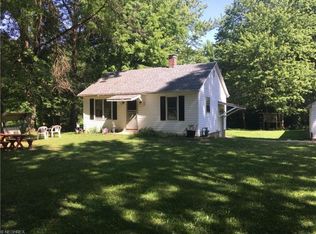 1920 Phelps Rd, Bristolville, OH 44402