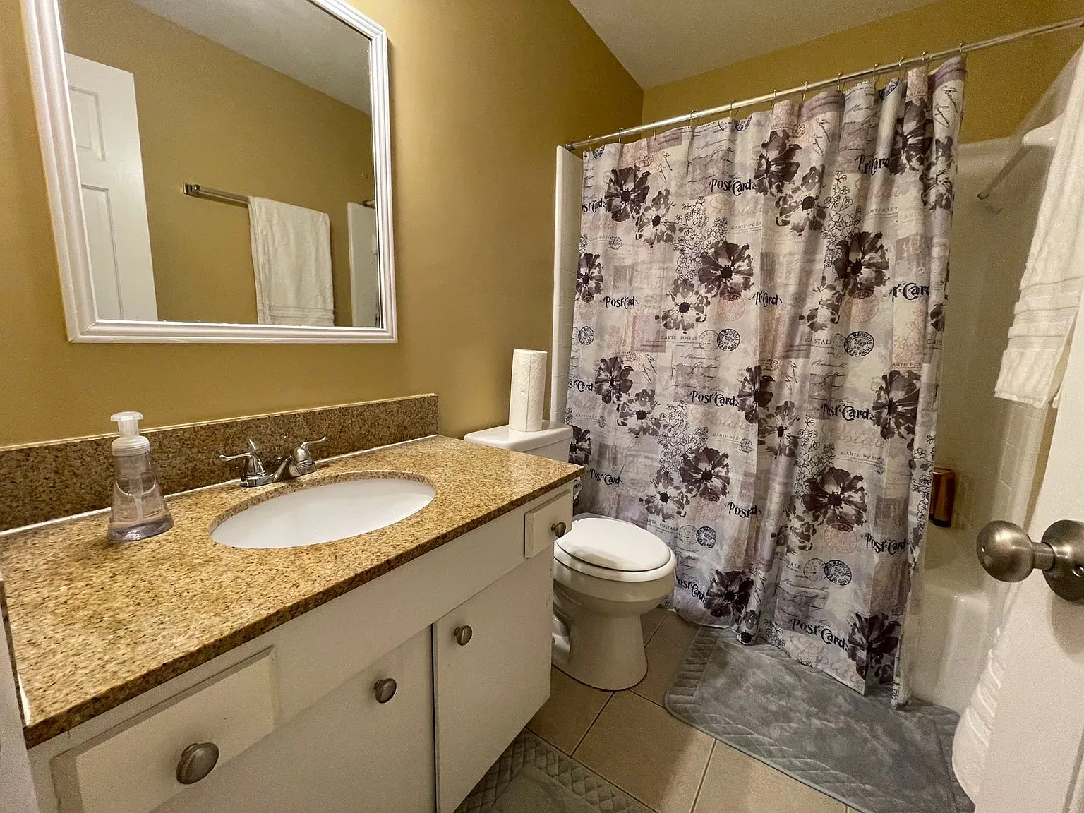 4 bed, 1600 sqft, $2,550 — Photo 4