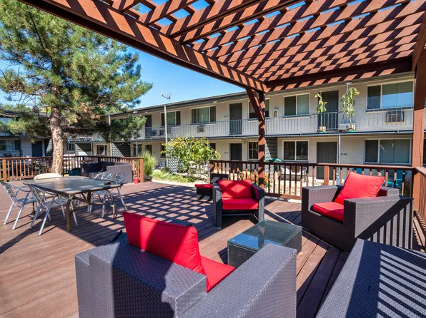 Clay Street Apartments