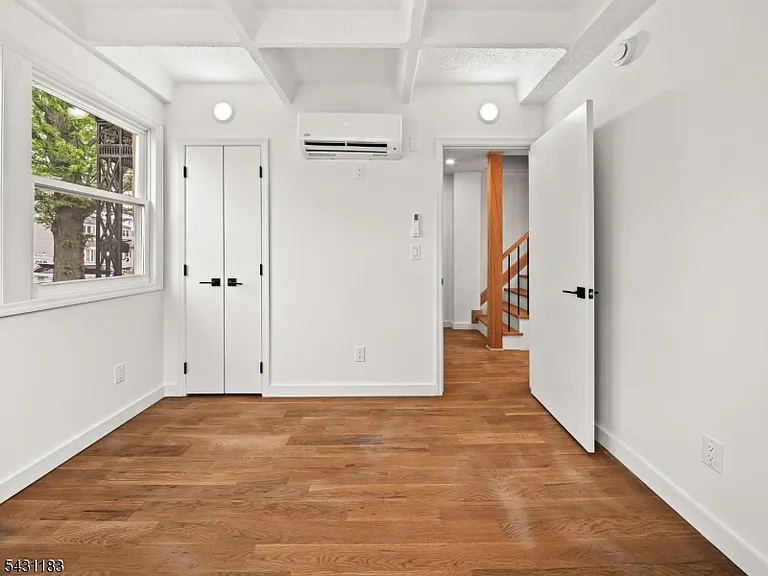 100 Chestnut St #1 — Photo 9
