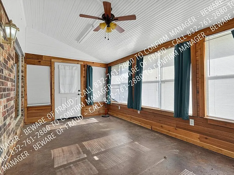 593 King Cir — Photo 32