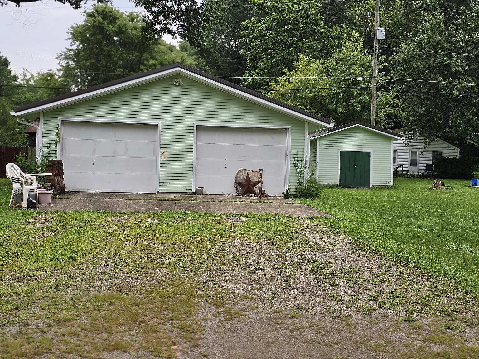 3 bed, 1570 sqft, $2,850 — Photo 1