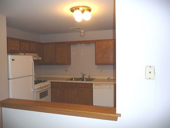 5th image of 2240 Abbeywood Dr APT F